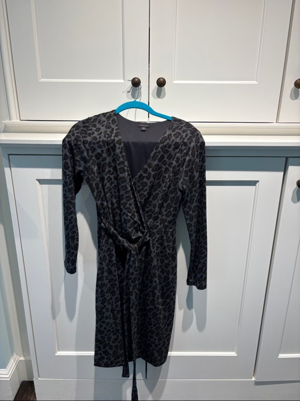 Ann Taylor gray animal print wrap dress. Size XS
